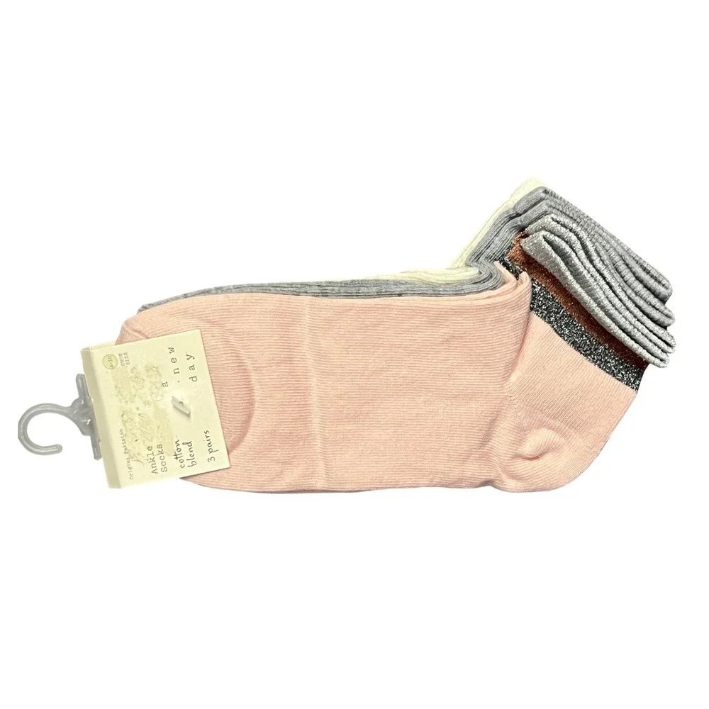 A New Day Womens Ankle Socks 3 Pack Size 4-10 Pink Gray Cream Metallic Glitter